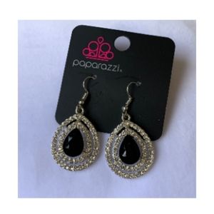 Black & Silver earring
